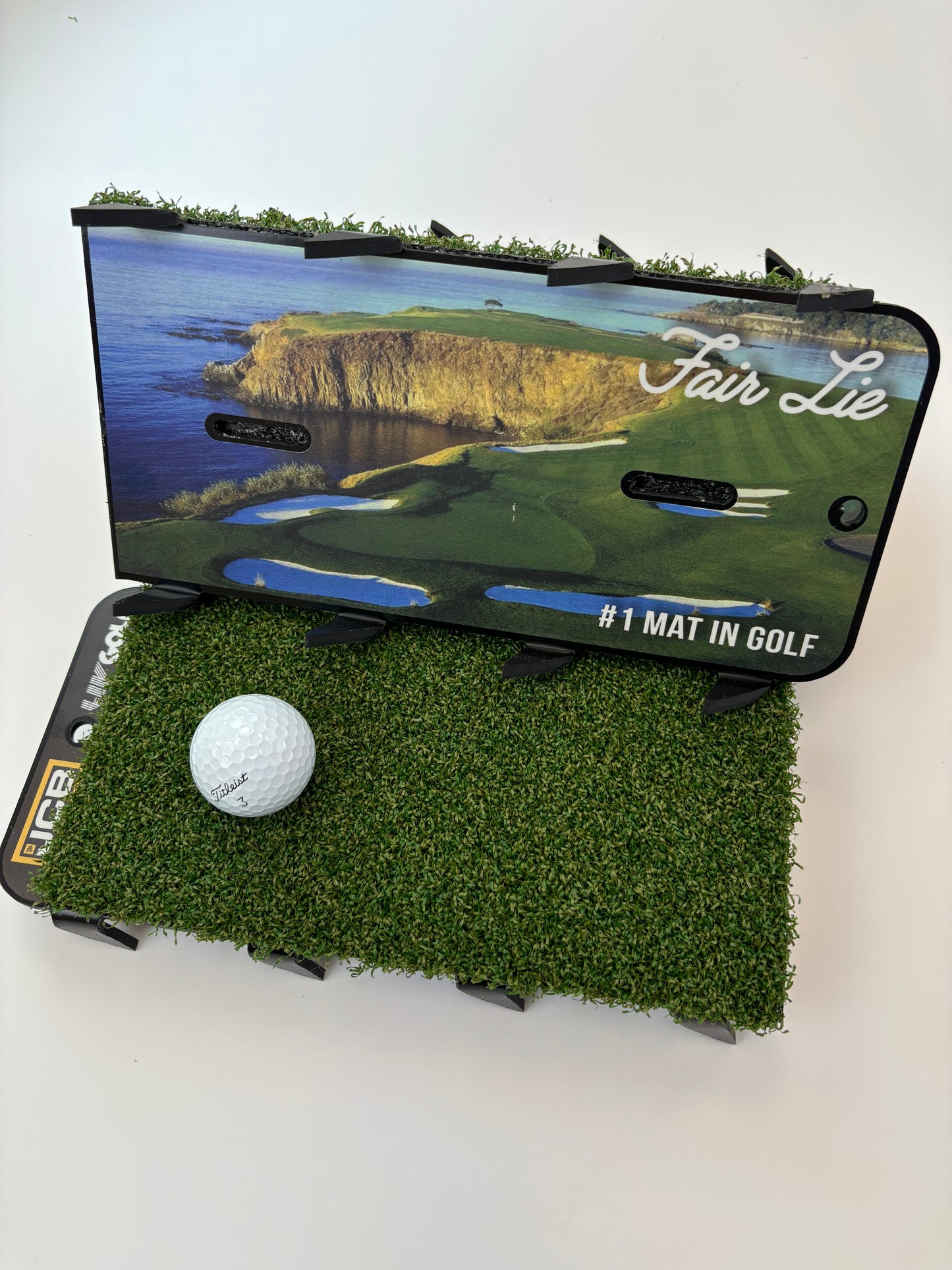 CUSTOM / PERSONALISED Fair Lie Winter golf mat, grips the turf, anti slip golf mat.